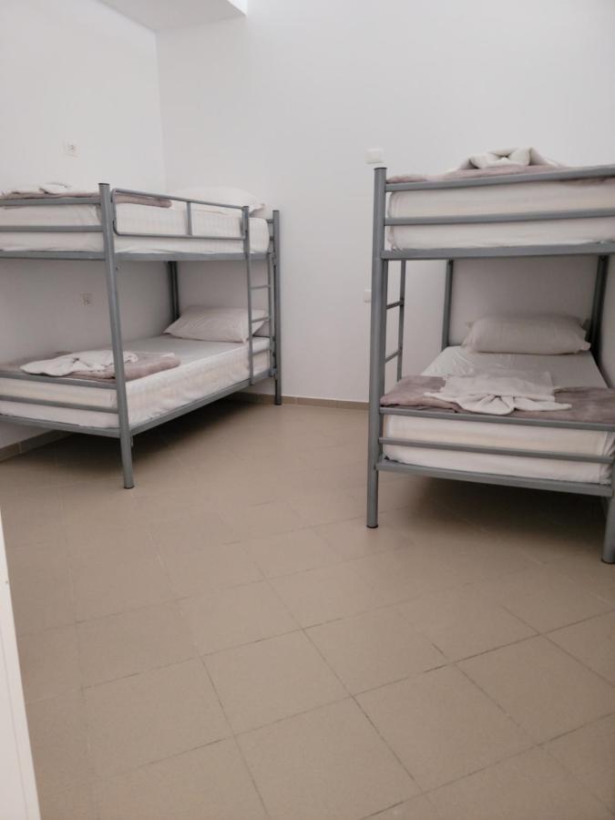 Hostel K13 Sarandë Kamer foto