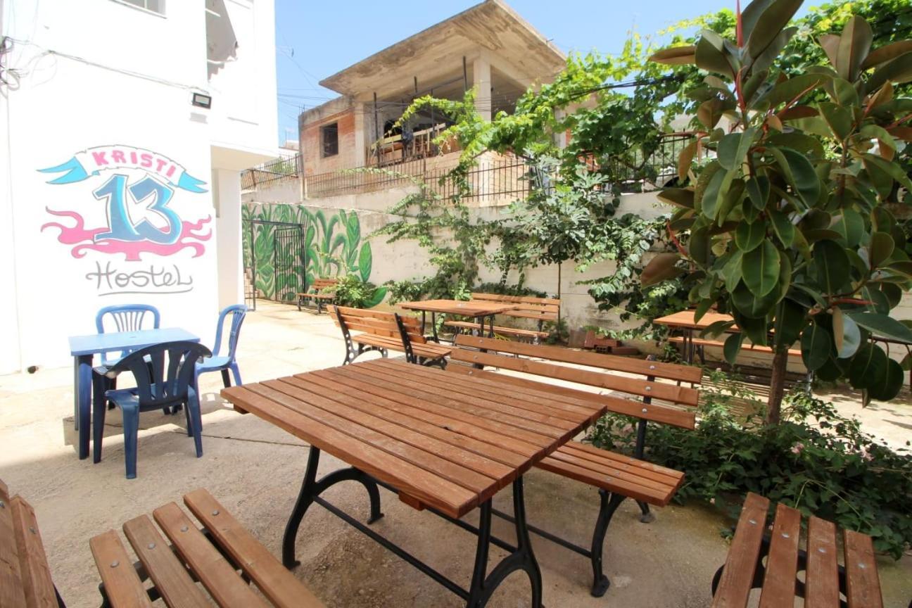 Hostel K13 Sarandë Buitenkant foto
