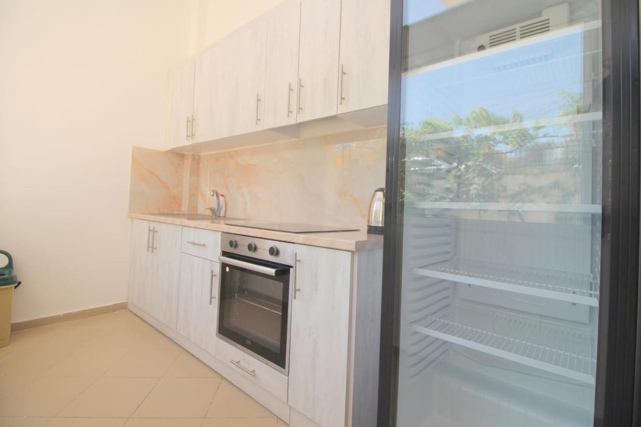 Hostel K13 Sarandë Buitenkant foto
