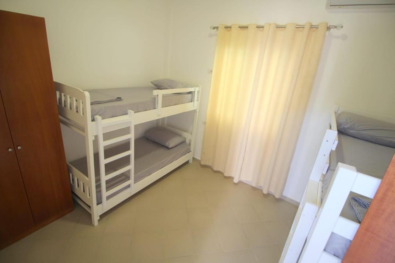 Hostel K13 Sarandë Buitenkant foto